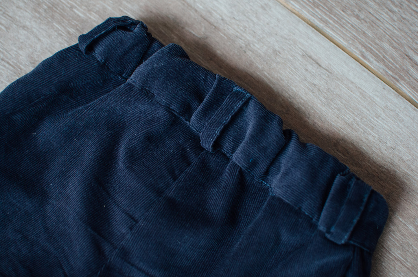 Pantalón micropana Gris