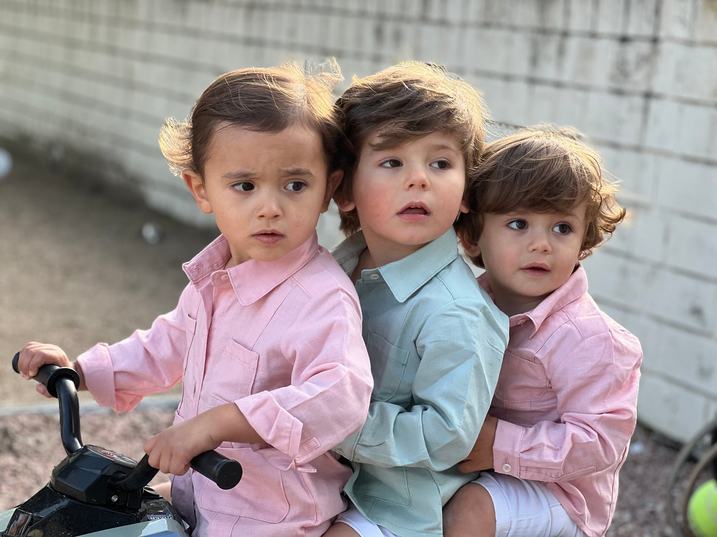 Guayabera LINO VERDE SECO.