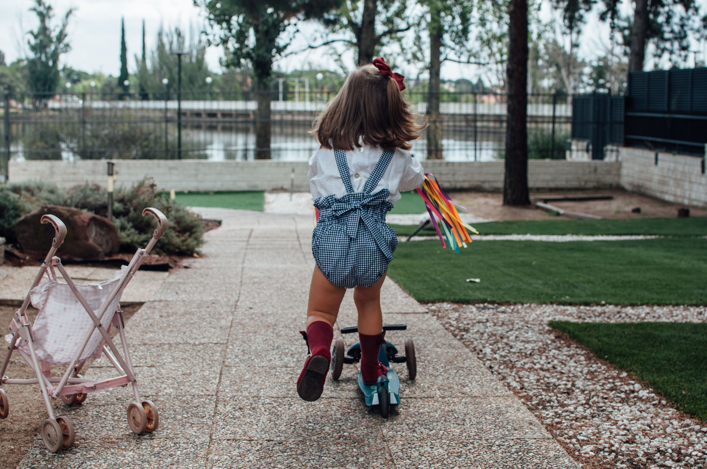 Braguita con tirantes Vichy Navy