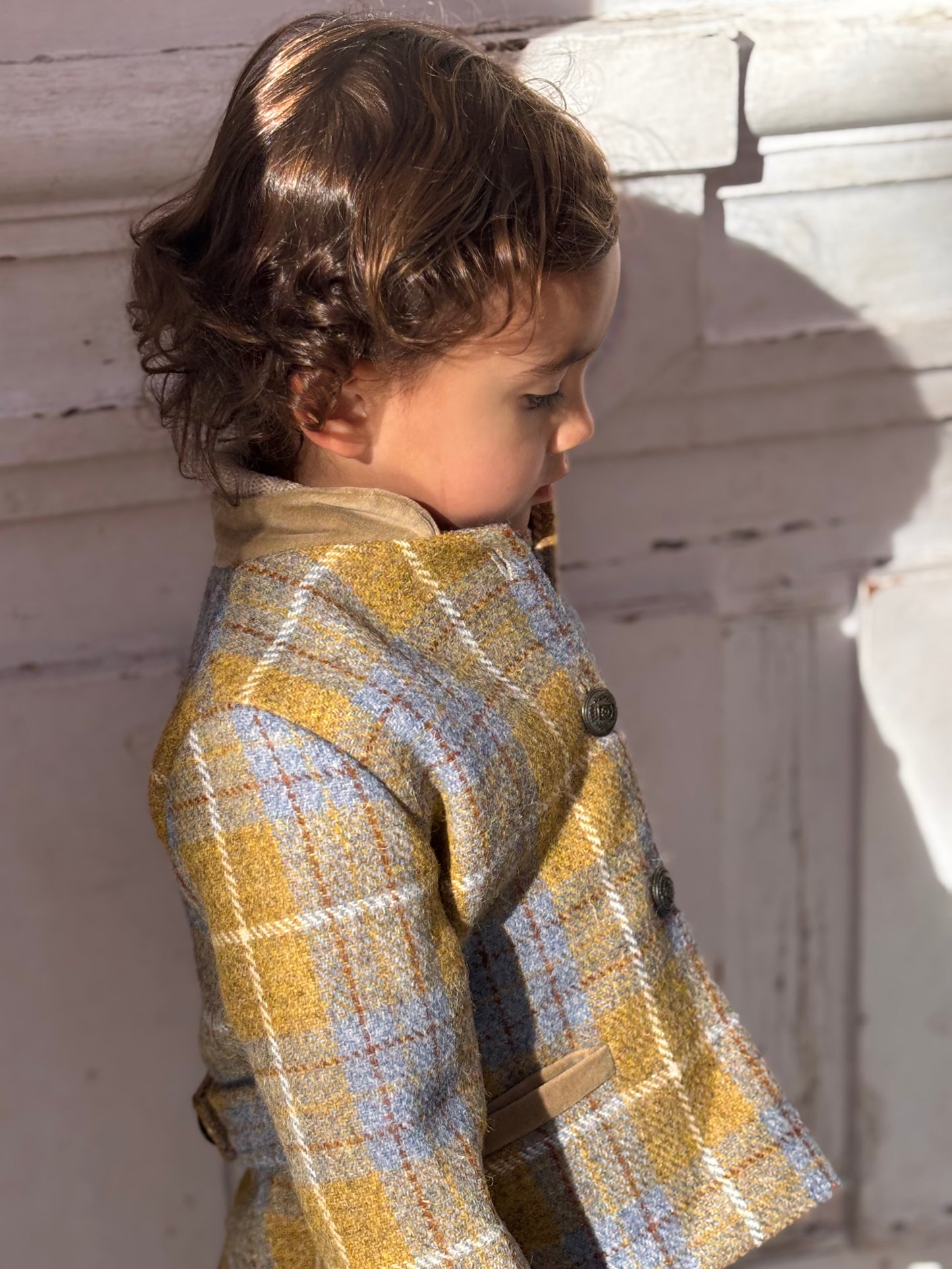 Austriaca Harris Tweed cuadros azul y amarillo.