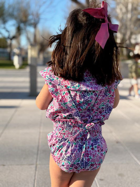 Braguita con tirantes flores buganvilla